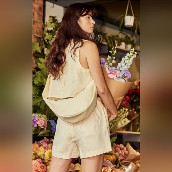 NWT JULY The Everyday Crescent Bag - Picture 10 of 10